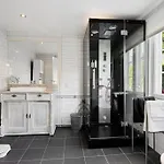 Apartamento Leilighet Pa Smestad